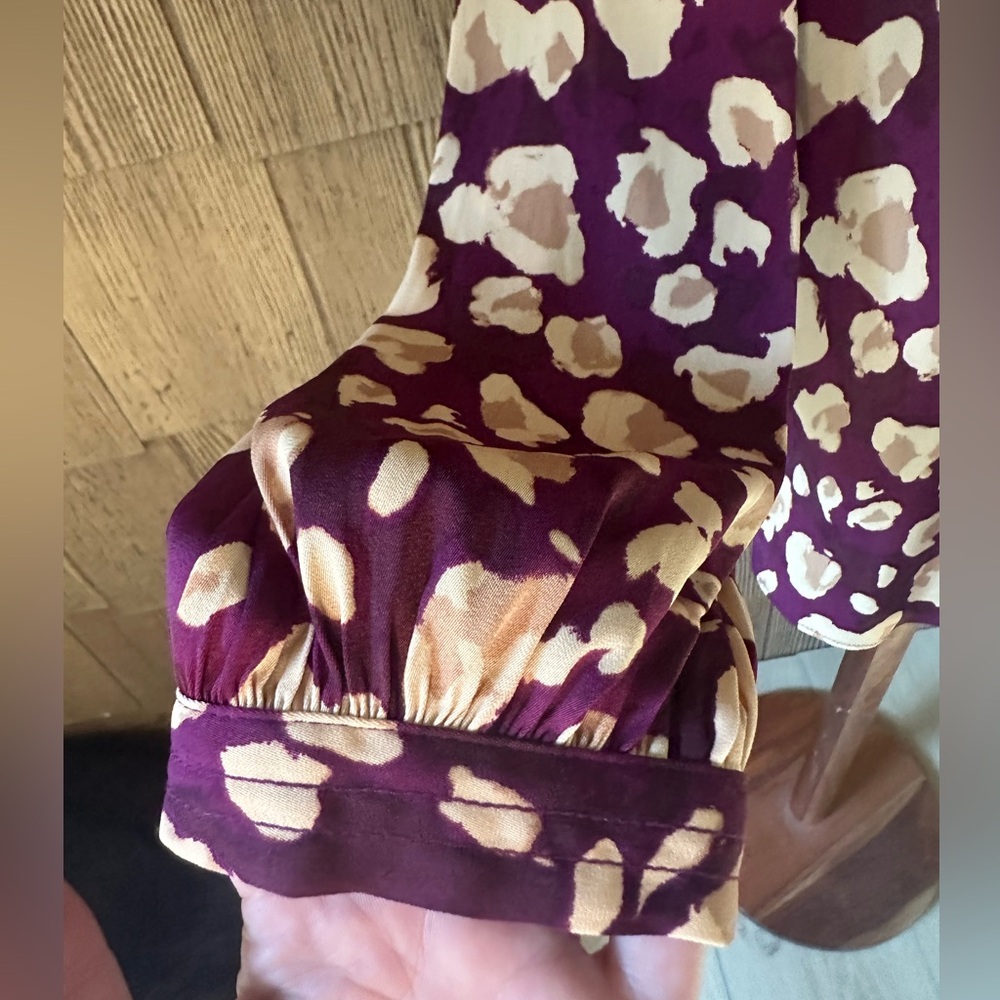 Nine West Leopard Patterned Blouse - Picture 9 of 12